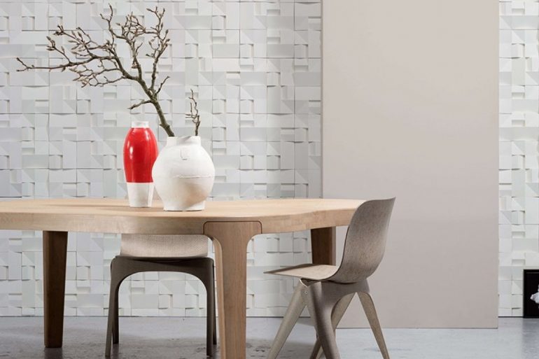 Cu Ce Se Curata Tapetul De Pe Pereti? [4 Metode Usoare]