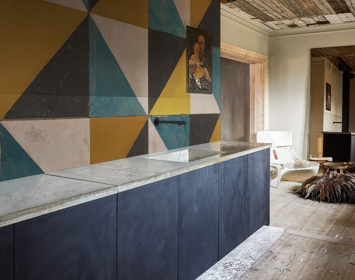 Cum amenajezi un bar cochet, de cartier. 5 idei cool pentru decorul pereților