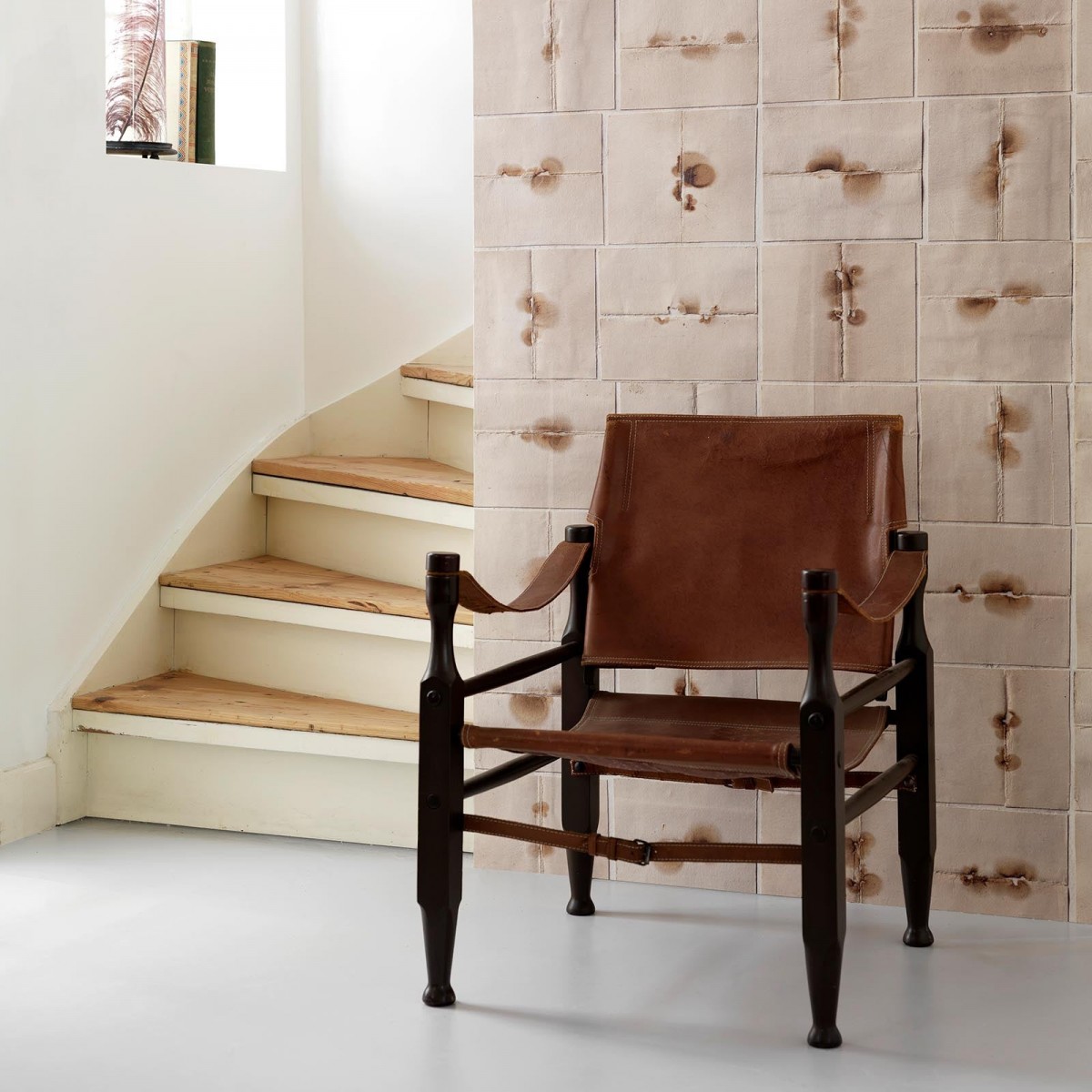 Tapet designer Remixed Stained Squares by Arthur Slenk, NLXL, 4.4mp / rola, Tapet Exclusivist