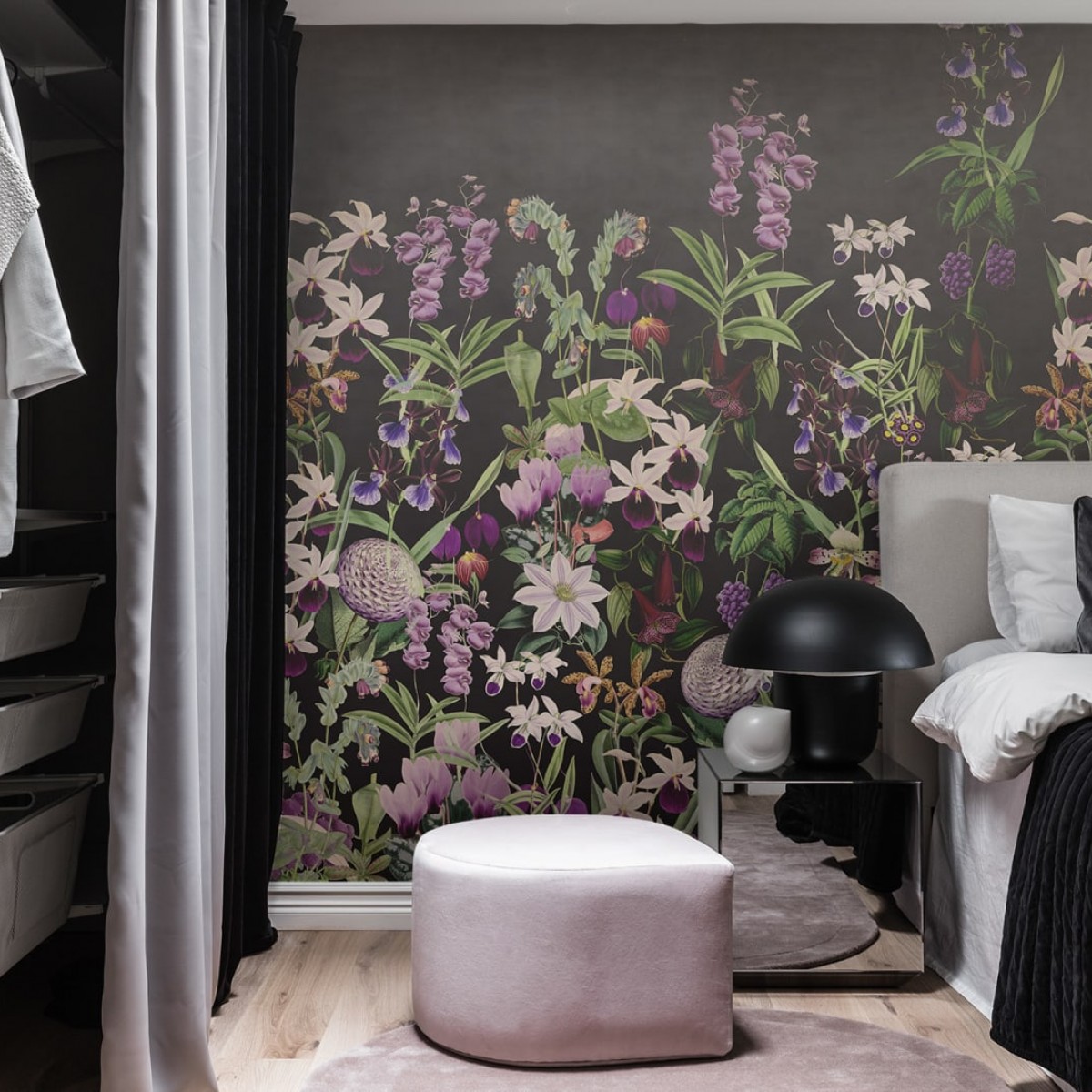 Foto tapet 3D Alice's Garden, Midnight, personalizat, Rebel Walls