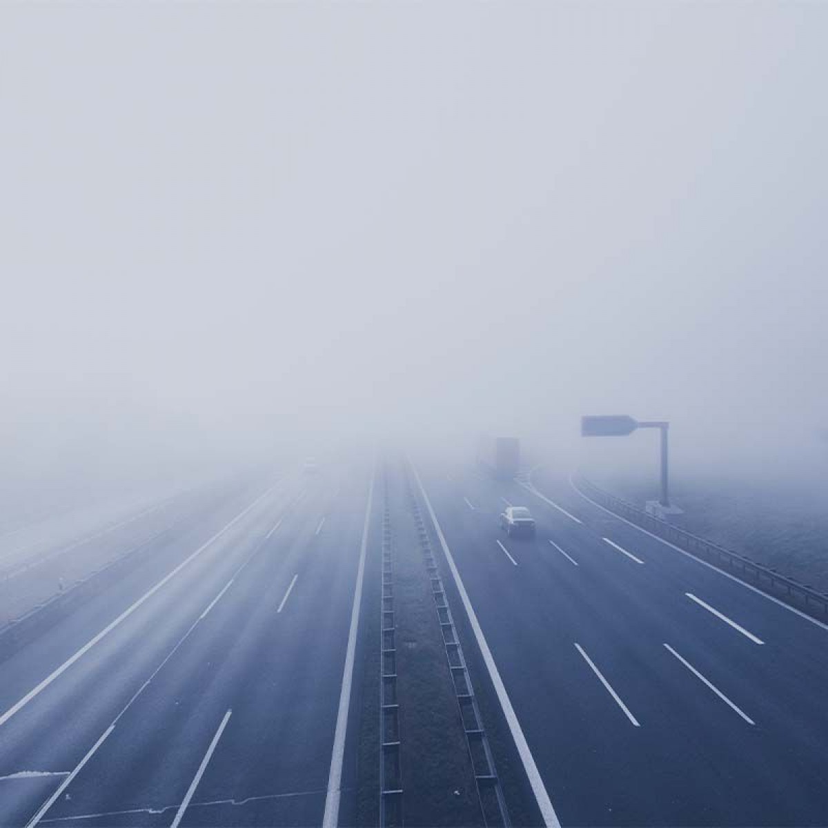 Tapet Misty highway, personalizat, VLAdiLA, Fototapet living, Fototapet 