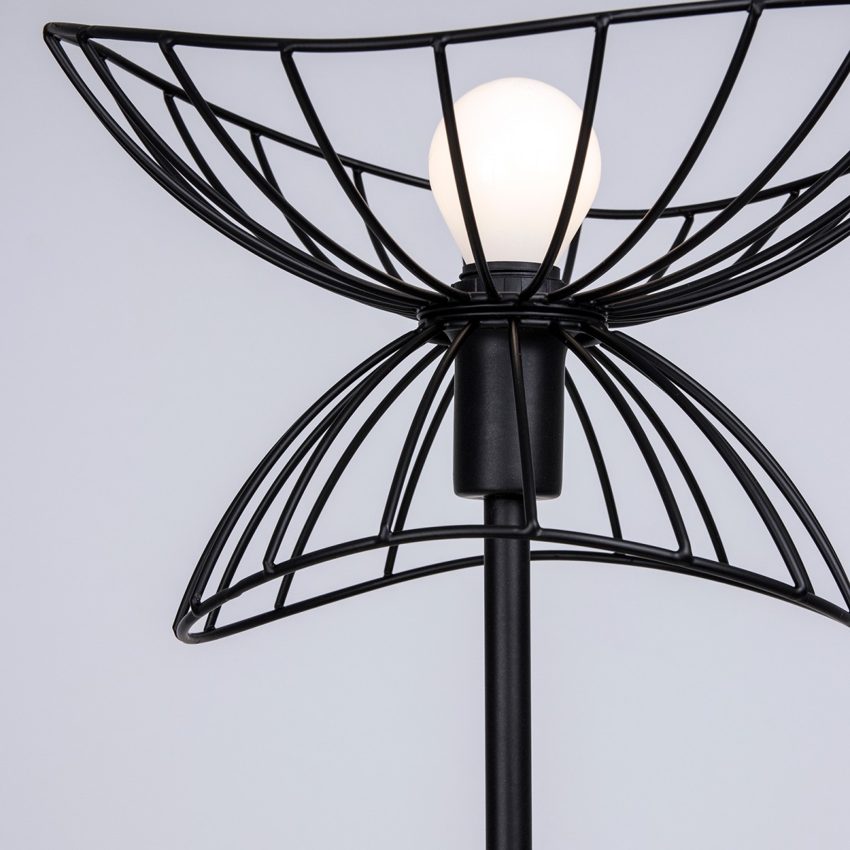 Lampă birou/noptieră Ray, din metal negru/alamă, Globen