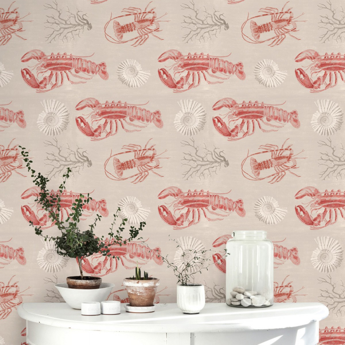 Tapet designer Seaside Lobster Taupe, MINDTHEGAP, Tapet living, Tapet