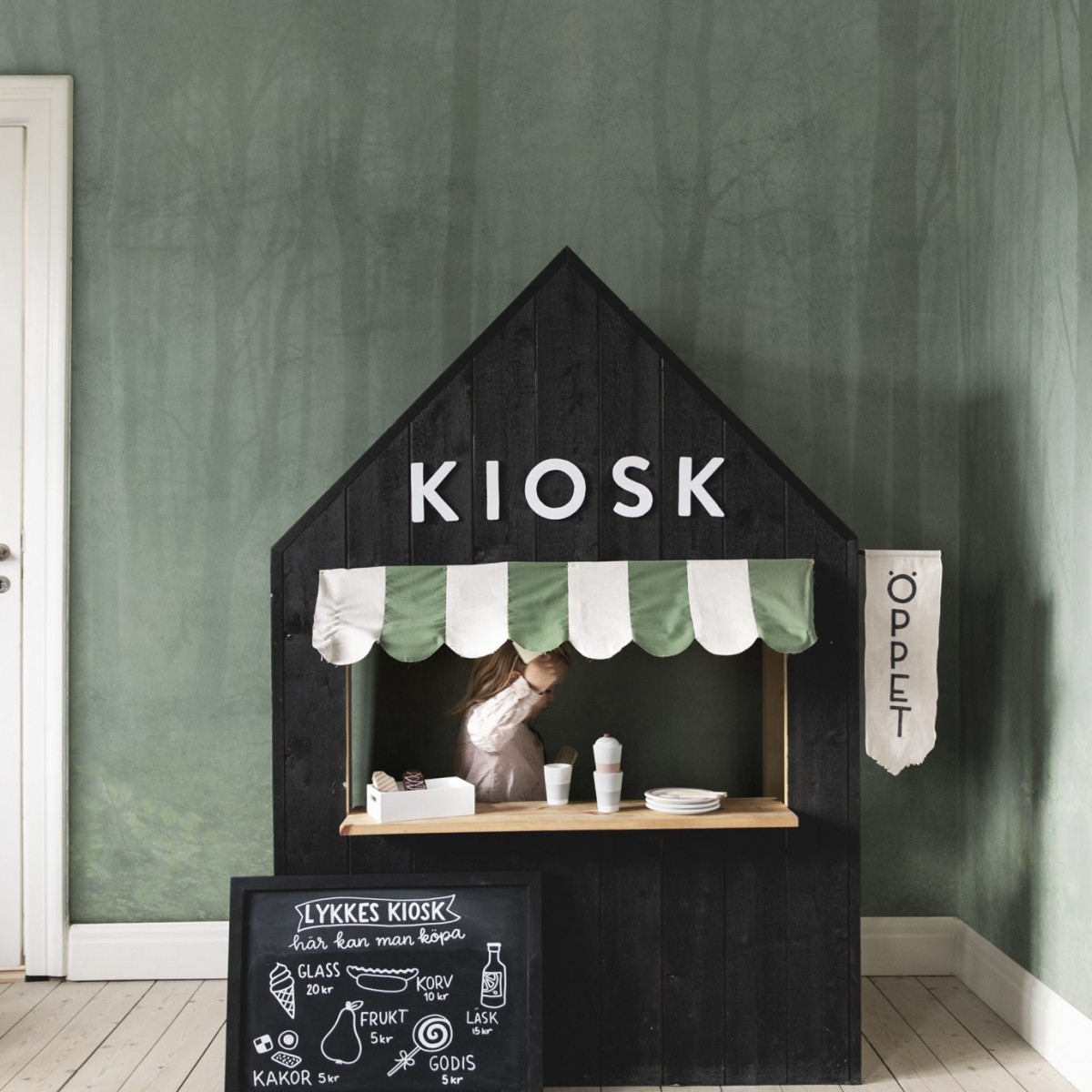 Tapet lavabil Skog Forest Green, personalizat, Sandberg, Tapet living, Tapet
