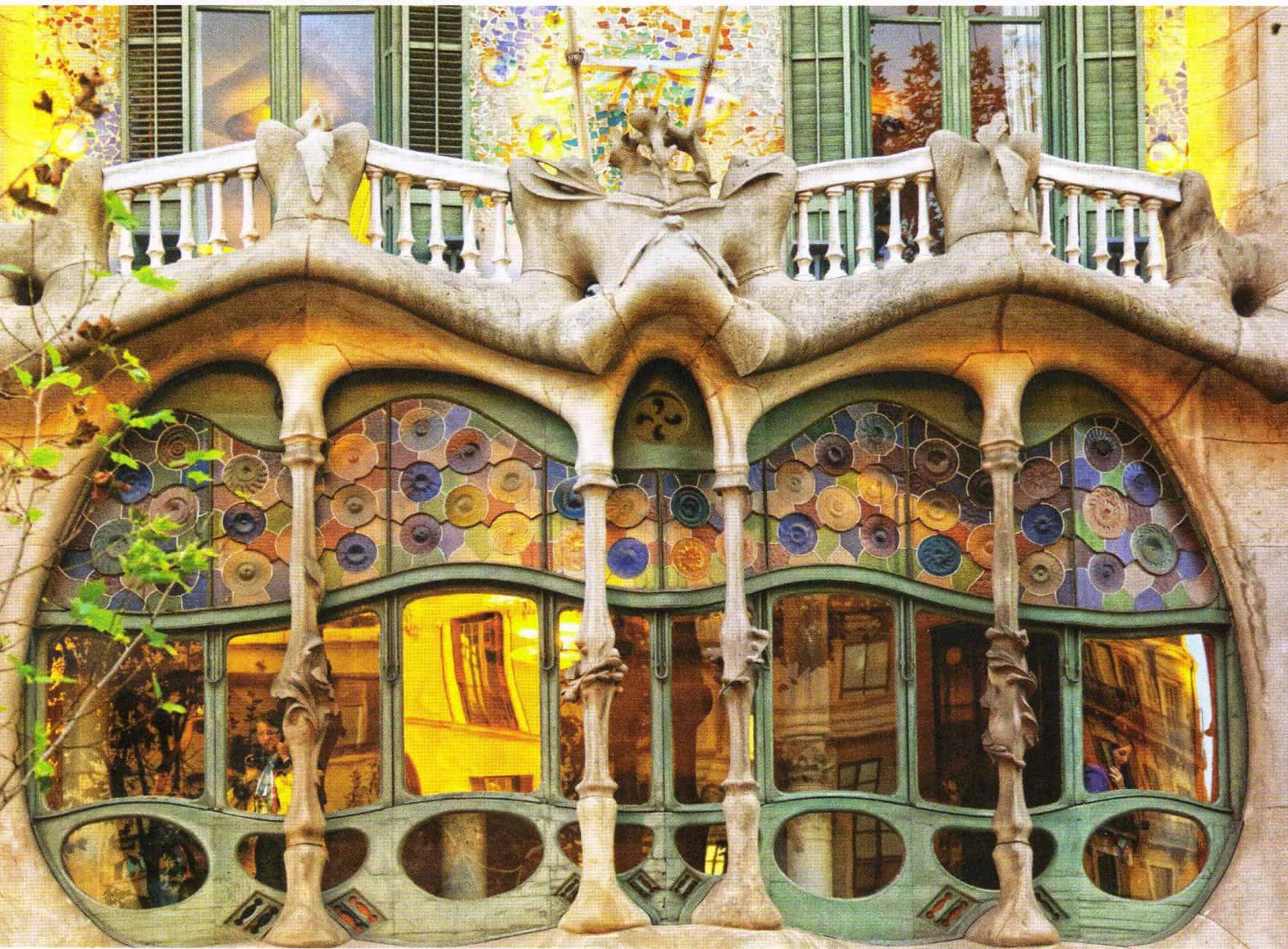 comoara arhitecturală a lui gaudi