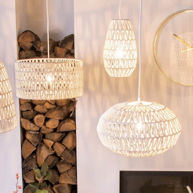 Decoratiuni iluminat lustre xtdeco