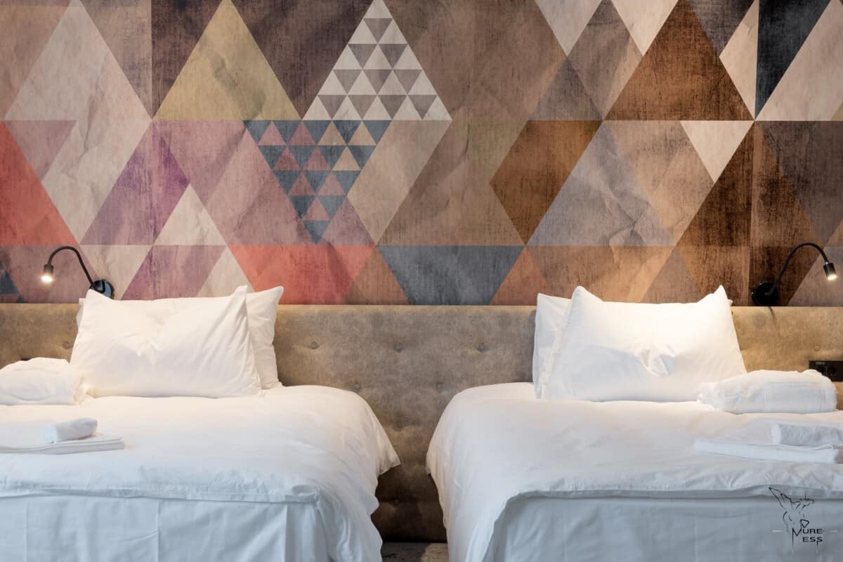 Stilul modern în designul interior al Hotelului „Mandachi” din Suceava