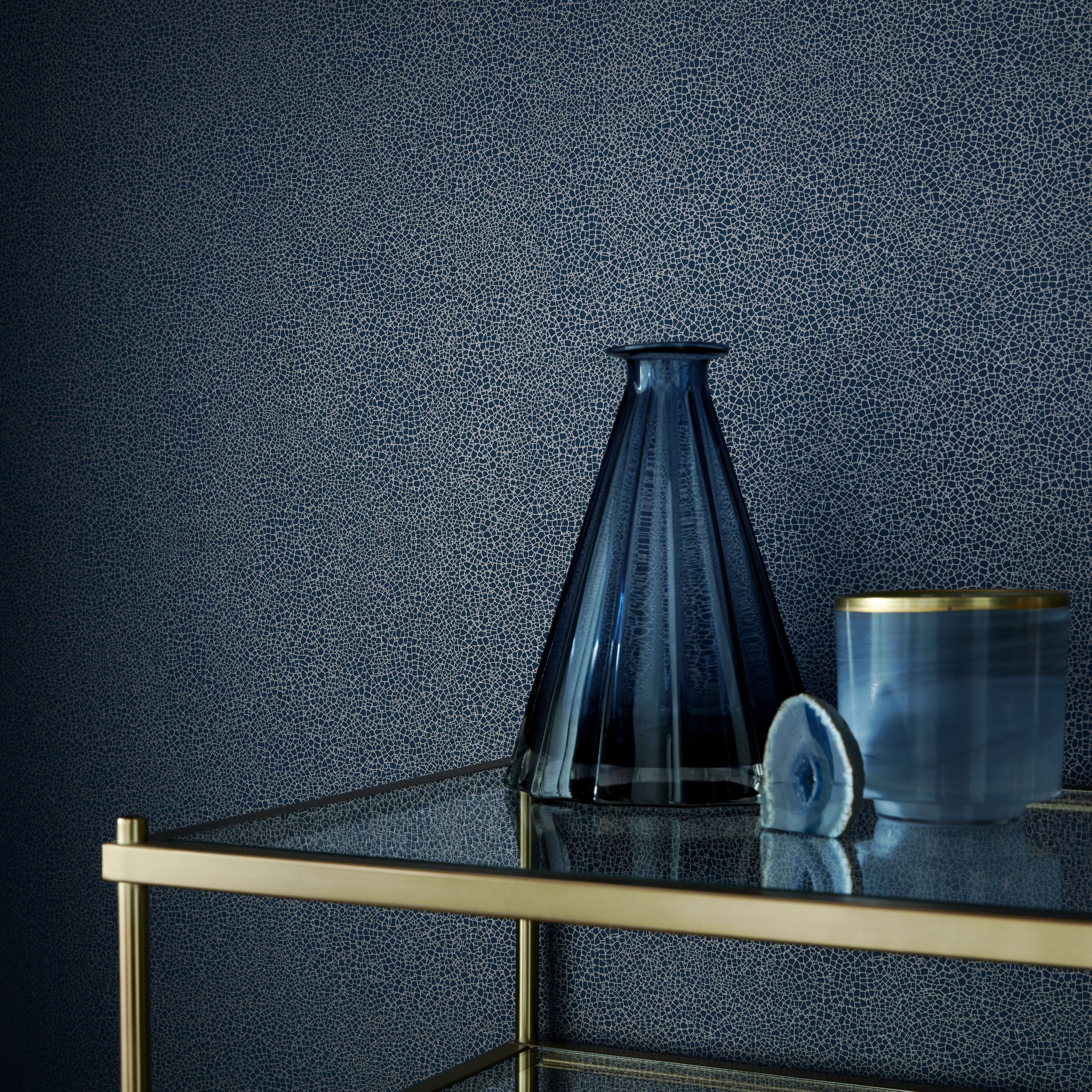 Tapet Emile, Midnight Blue Luxury Crackle, 1838 Wallcoverings, 5.3mp / rola 1838