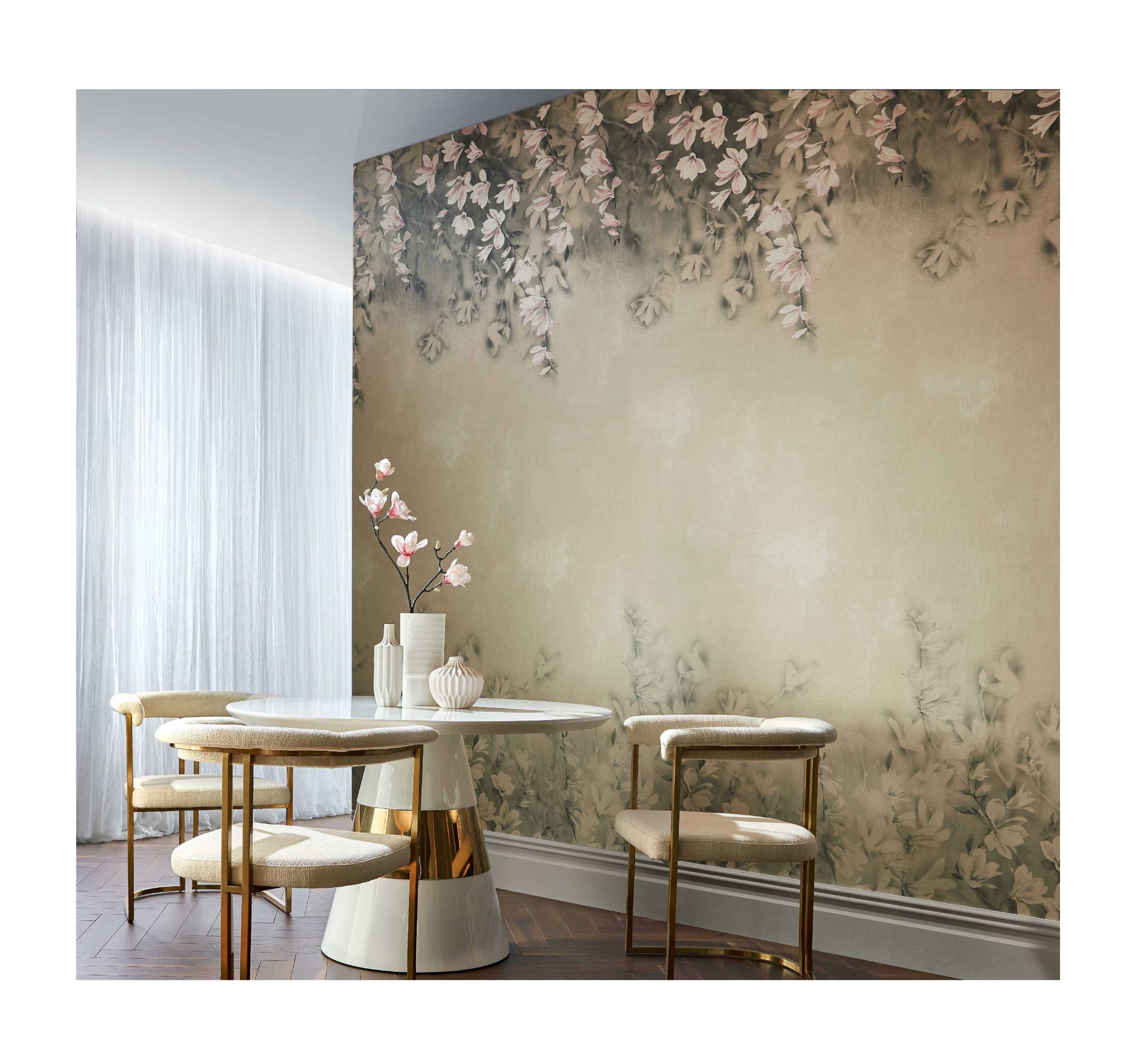 Tapet Trailing Magnolia, Burnished Gold Luxury Floral, 1838 Wallcoverings, 6.5mp / rola