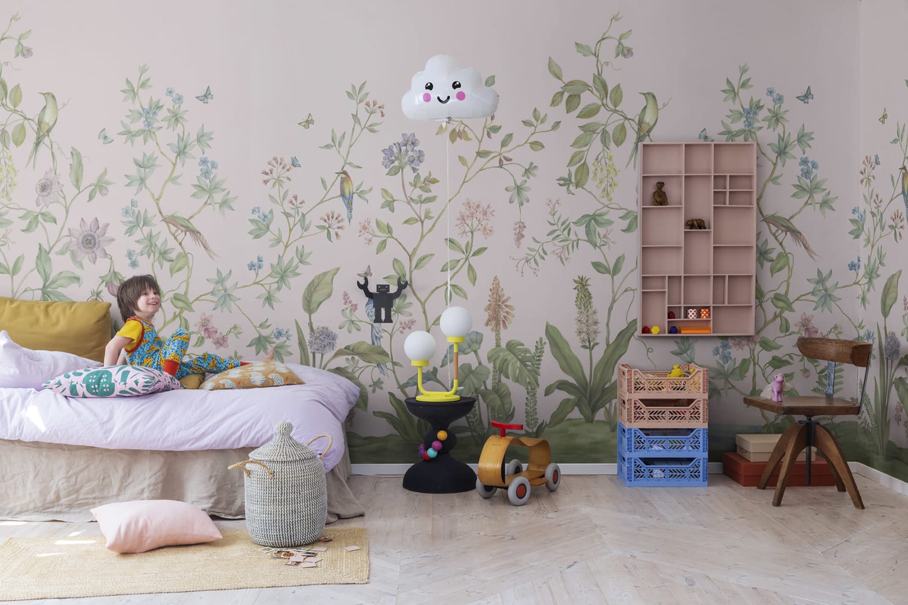 Tapet chinoiserie, pink, rebel walls 