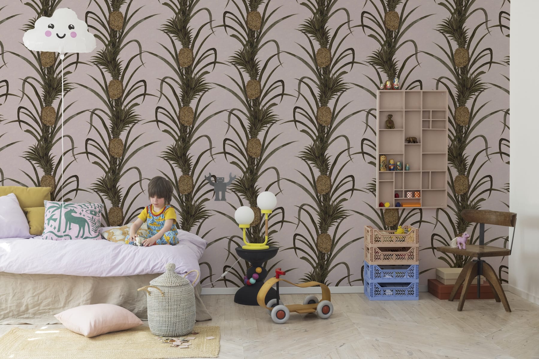 Tapet pineapple, soft pink, rebel walls 