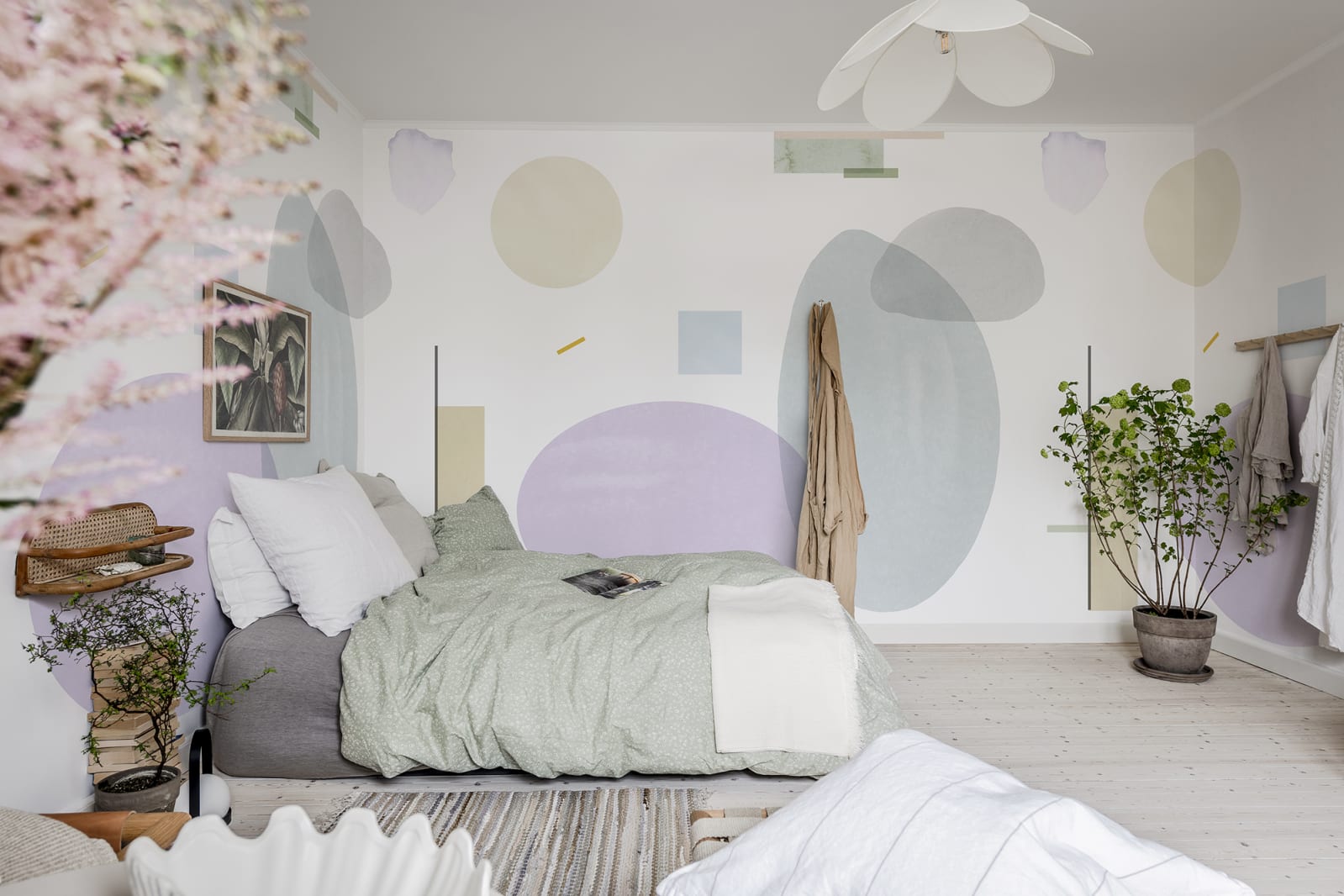 Fototapet geometry, lilac, personalizat, rebel walls 
