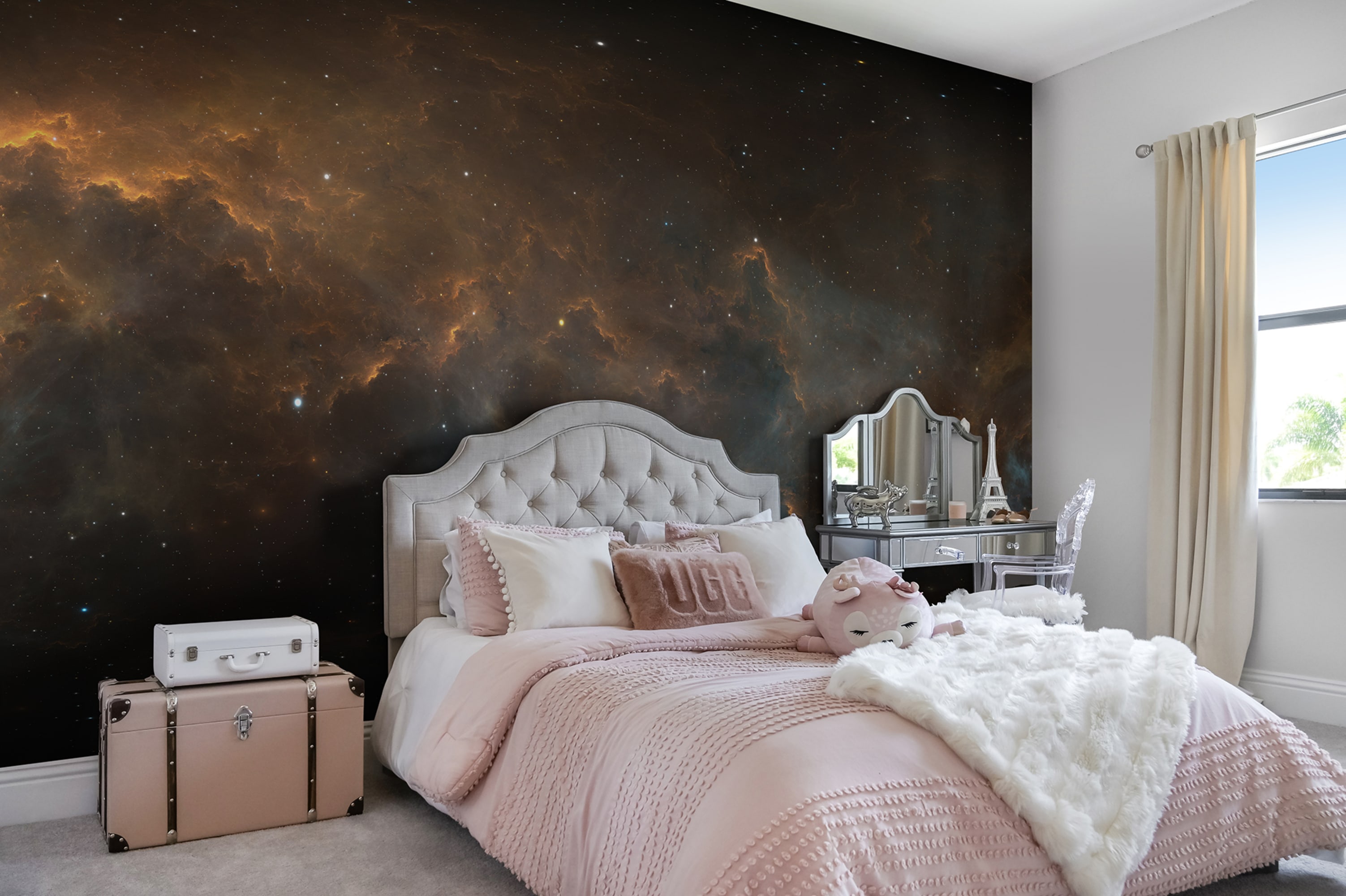 Tapet in space, rebel walls 