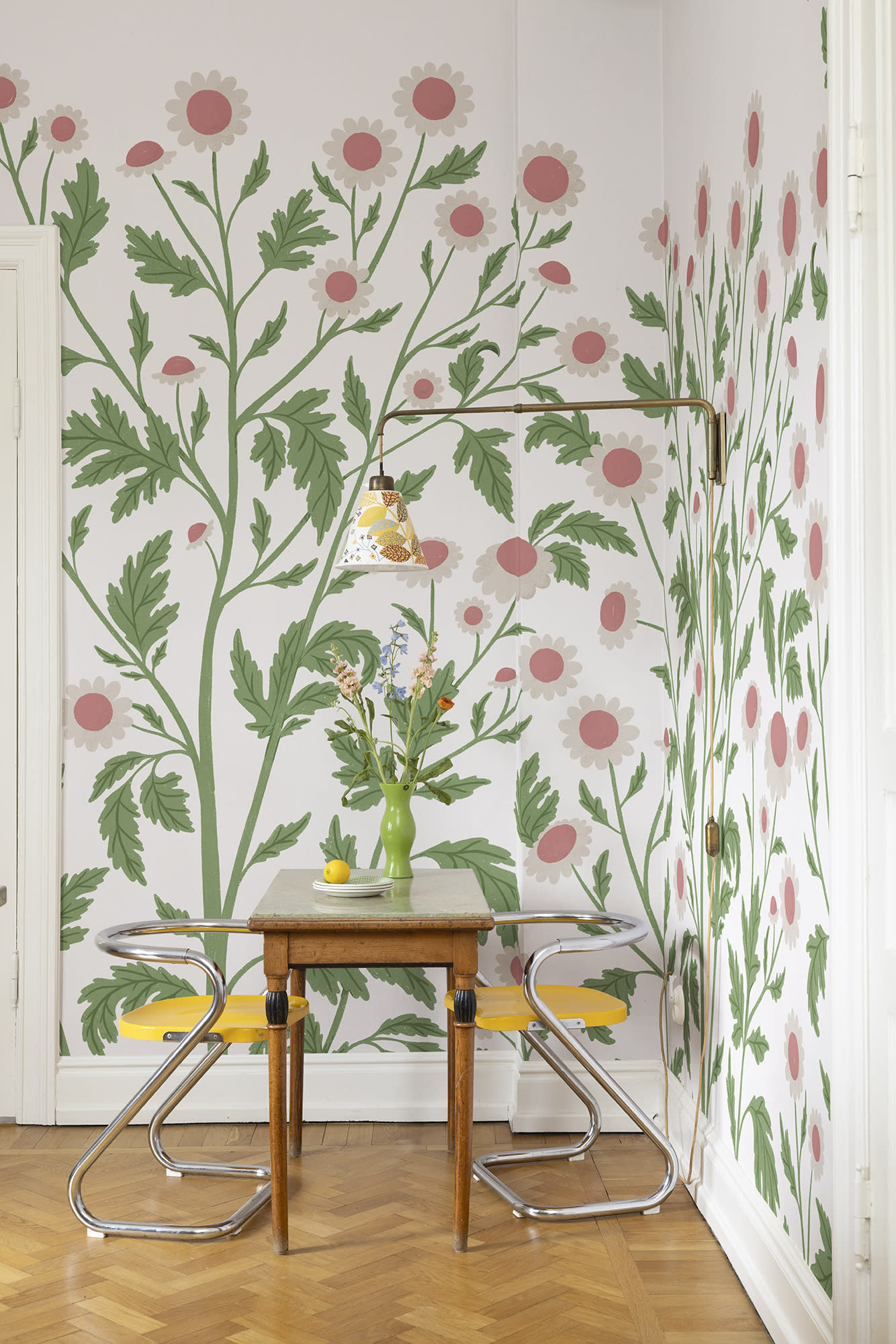 Tapet chamomille, spring, rebel walls 