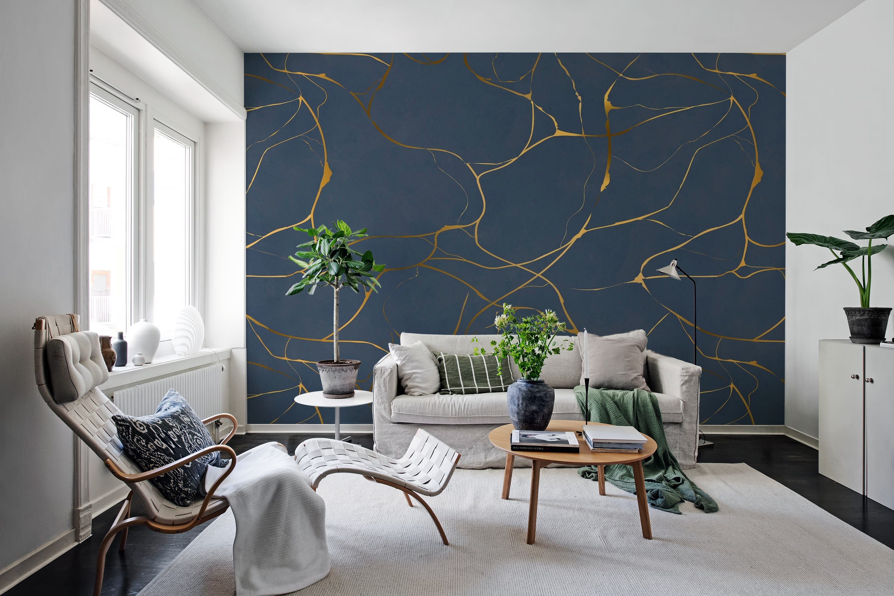 Tapet gold swirl, dark blue, rebel walls