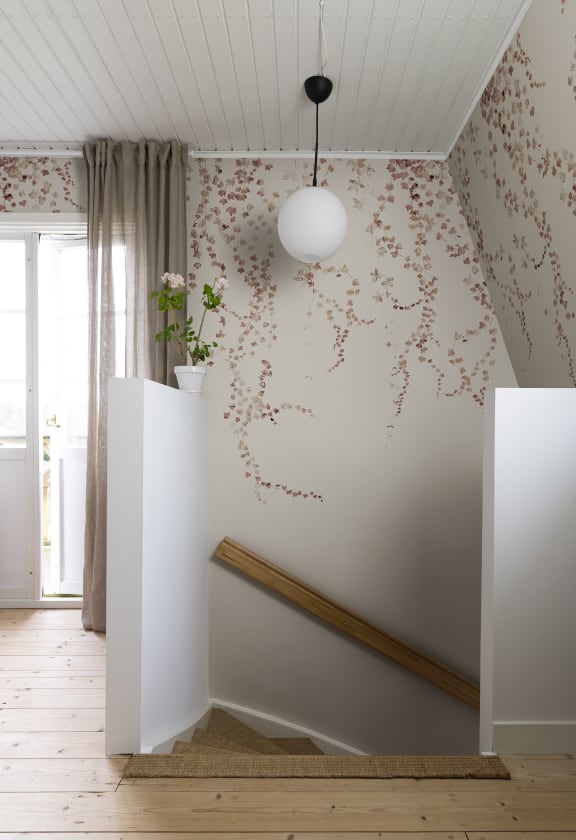 Tapet lavabil aralia, burgundy, sandberg 