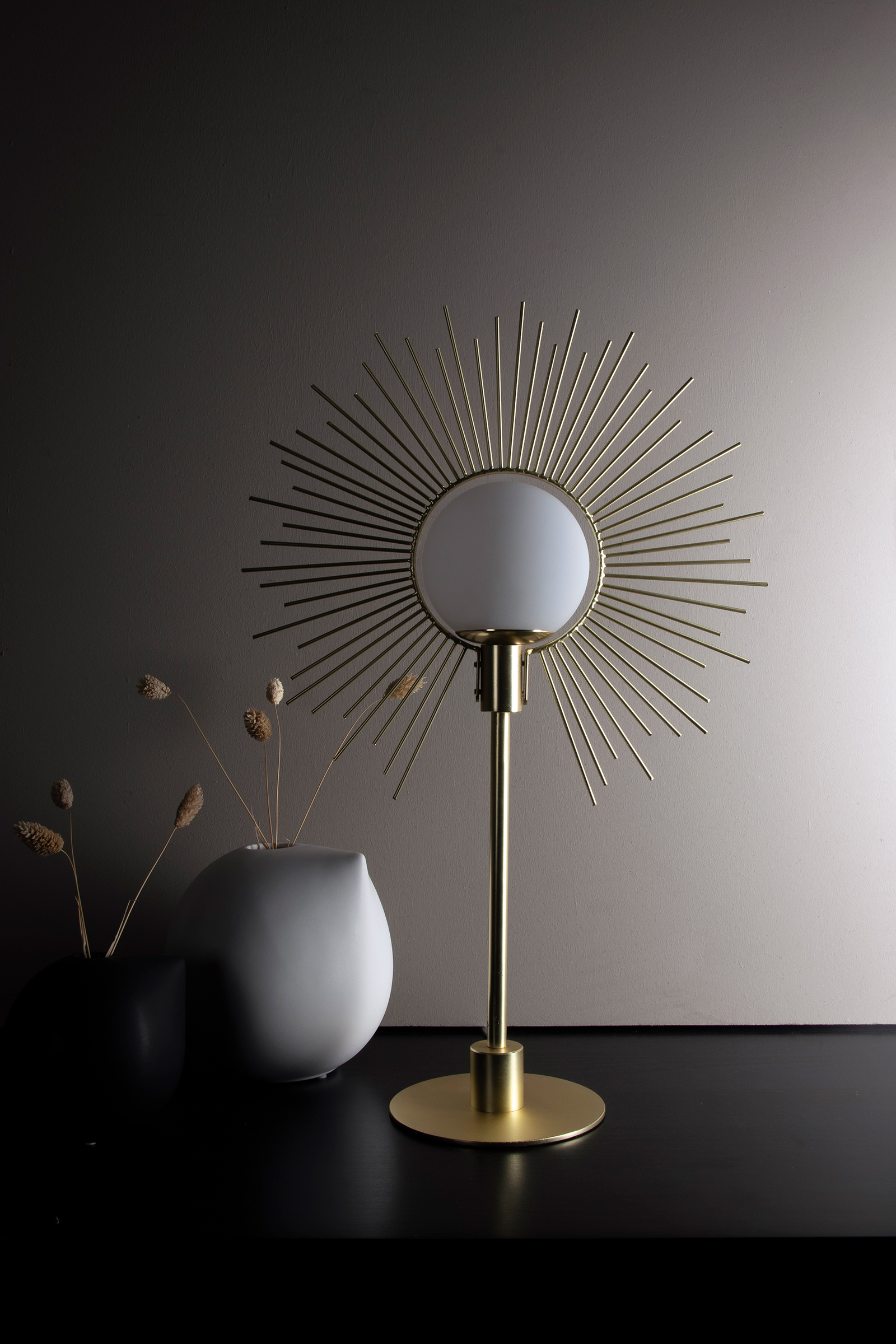 Lampă birou/noptieră Soleil, din metal de culoarea alamei, Globen