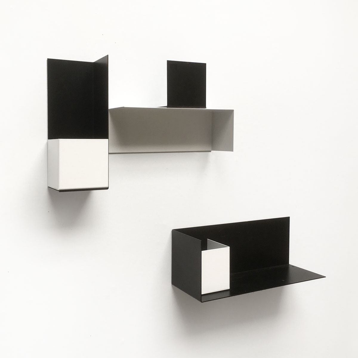 Poliță metalică pentru tapet magnetic - mica, alb 